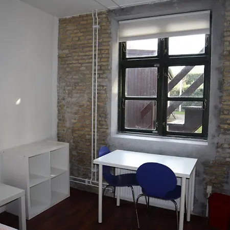 Charming Red Courtyard Apartment Copenhagen Exterior photo